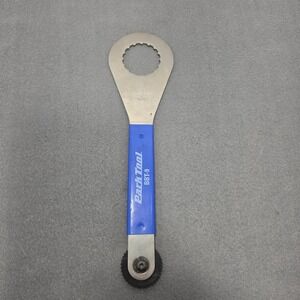 Park Tool BBT-9 fits Shimano Hollowtech II Bicycle Bottom Bracket. G